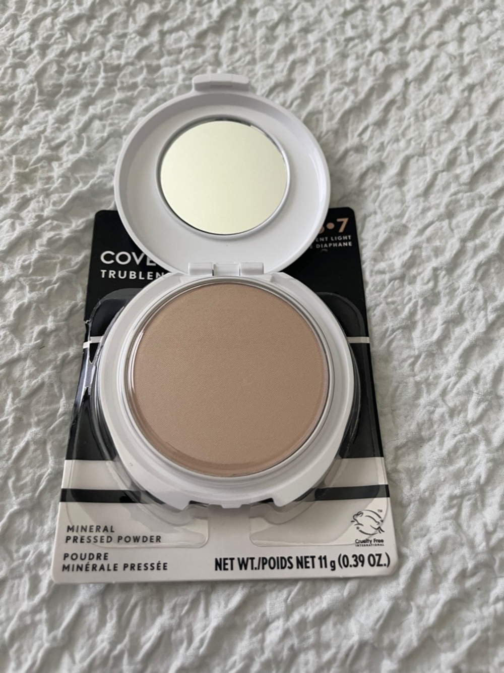 NWT Covergirl Trublend Pressed Powder - translucent light